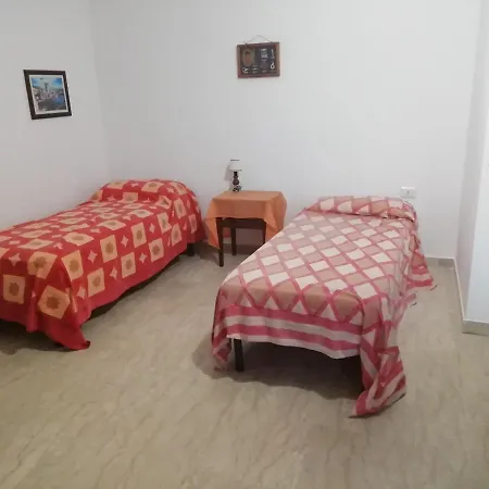 Casa Giardino 福尔米亚